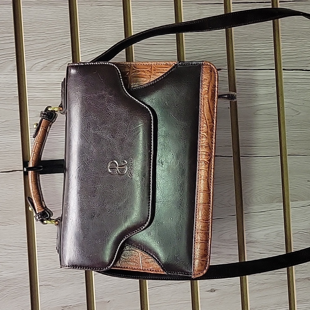 Vintage Bellrose pocket book purse